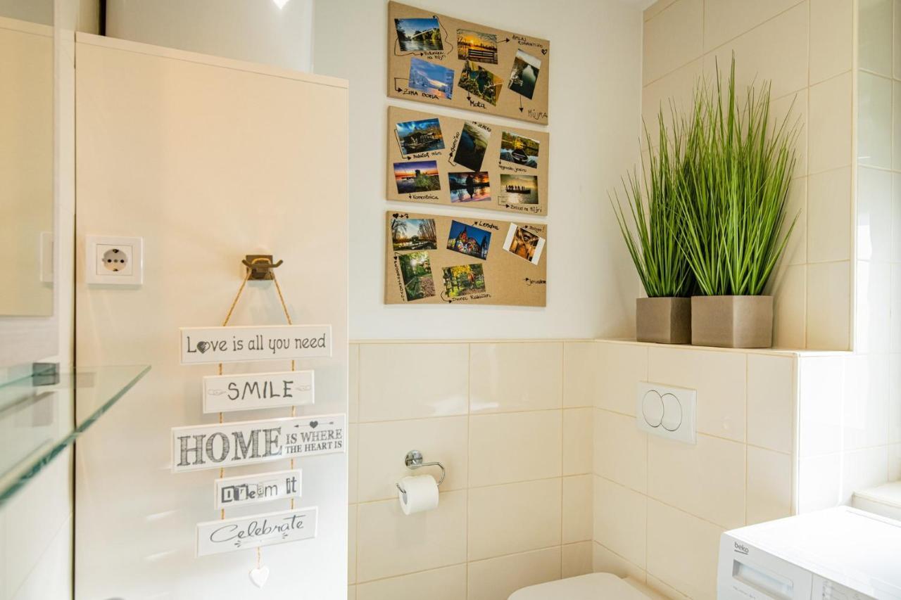 Apartmaji Banonia " Poletni Vetrc " Banovci Buitenkant foto